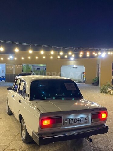 LADA (VAZ) 2107-4