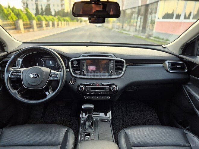 Kia Sorento 2017, 102,000 km - 2.2 л - Zaqatala