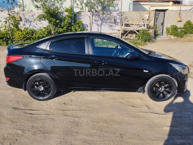 Hyundai Accent 2014, 376,000 km - 1.4 l - Bakı