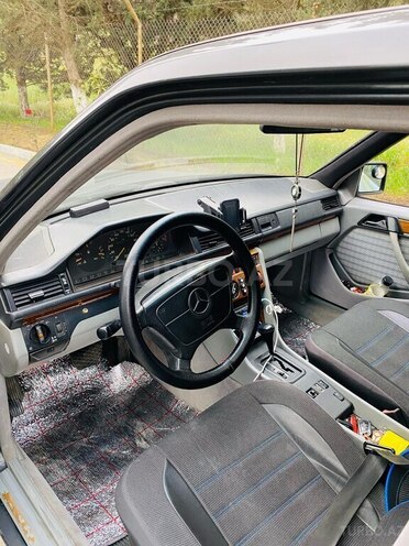 Mercedes E 230 1992, 499,000 km - 2.3 l - Bakı