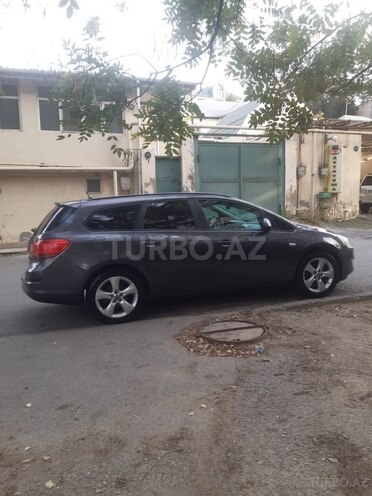 Opel Astra 2011, 240,000 km - 1.3 l - Bakı