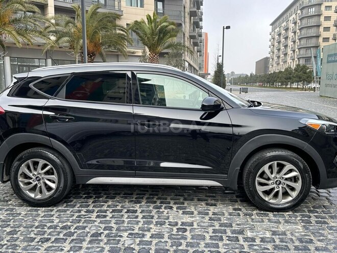 Hyundai Tucson-4