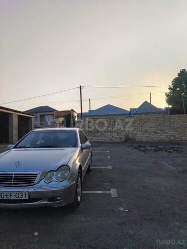 Mercedes C 200-3
