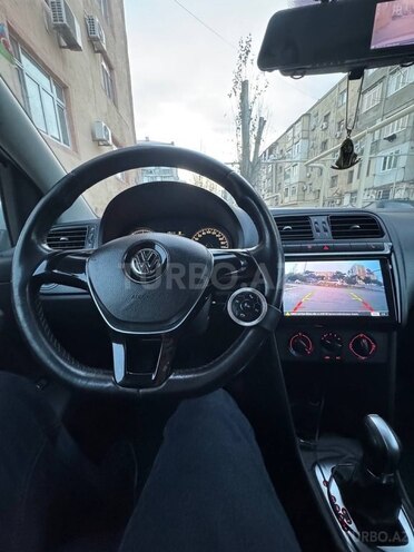 Volkswagen Polo 2018, 176,000 km - 1.6 l - Sumqayıt