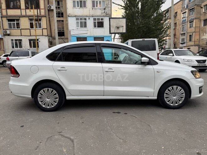 Volkswagen Polo 2018, 176,000 km - 1.6 l - Sumqayıt