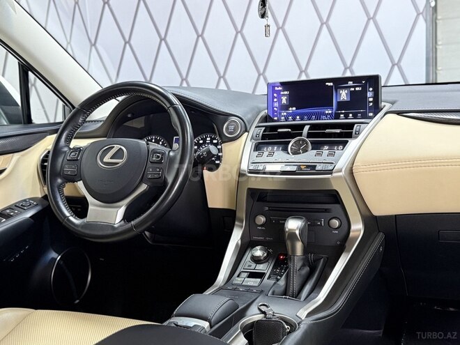Lexus NX 300 2018, 91,000 km - 2.0 l - Bakı