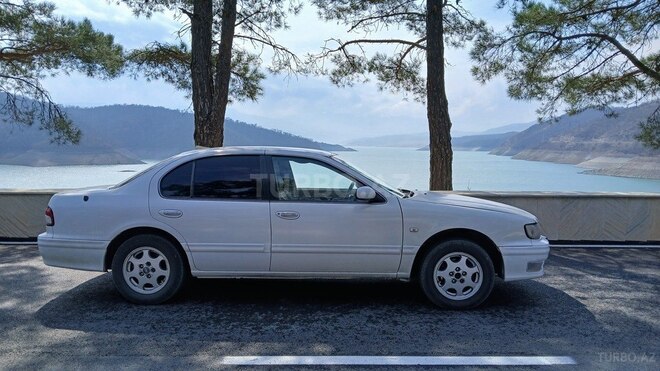 Nissan Maxima-8