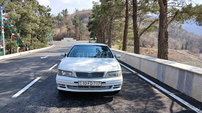 Nissan Maxima-1