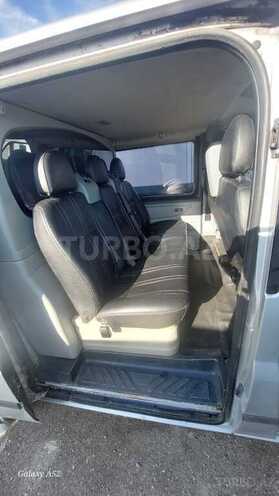 Ford Transit-12