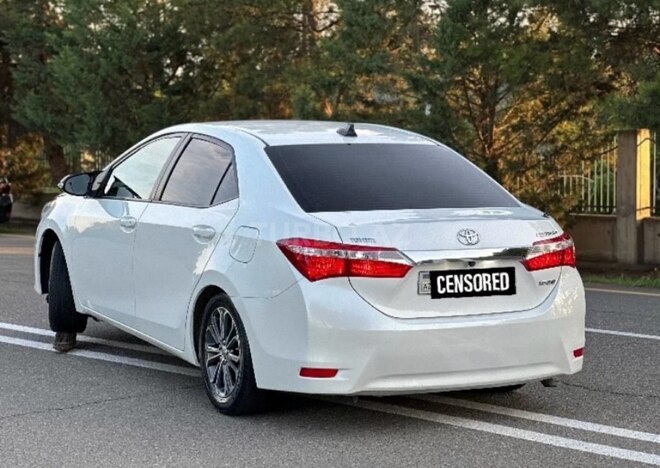 Toyota Corolla-5