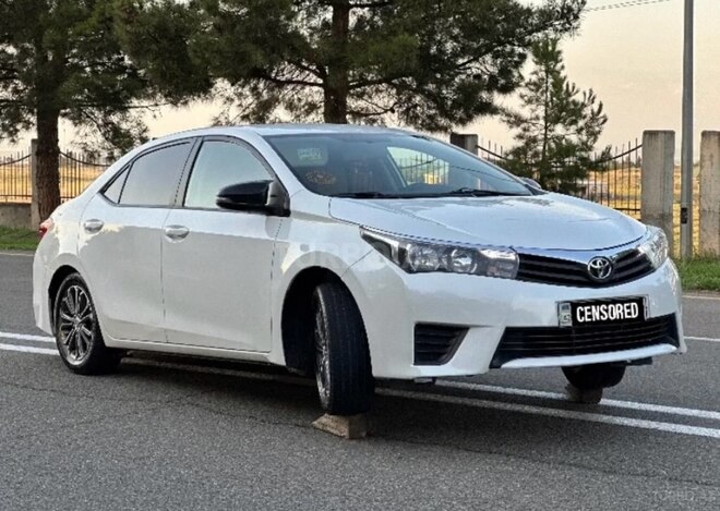 Toyota Corolla-1