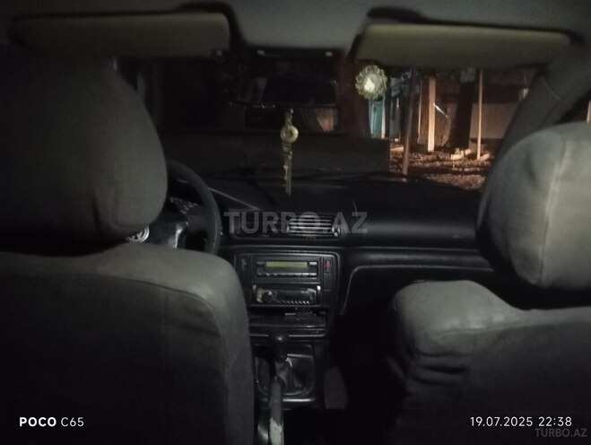Volkswagen Passat 1998, 284,211 km - 1.8 л - Bakı