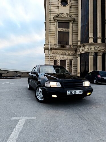 Mercedes C 180-11