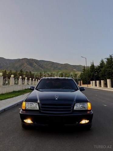 Mercedes C 200-2