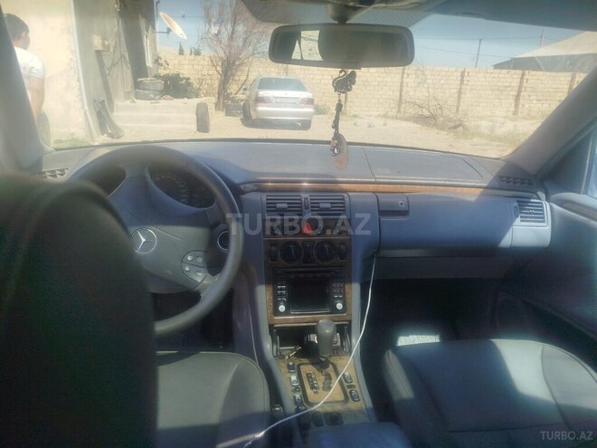 Mercedes E 270 2000, 653,676 km - 2.7 l - Bakı