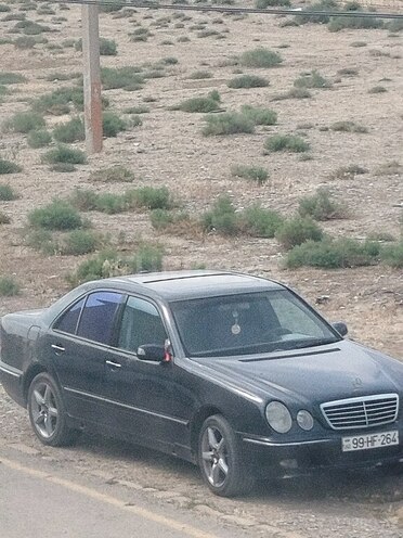Mercedes E 270 2000, 653,676 km - 2.7 l - Bakı