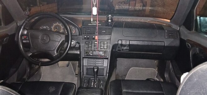 Mercedes C 220 1995, 448,000 km - 2.2 l - Şirvan