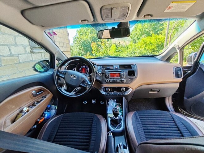 Kia Rio 2012, 160,000 km - 1.1 л - Tovuz