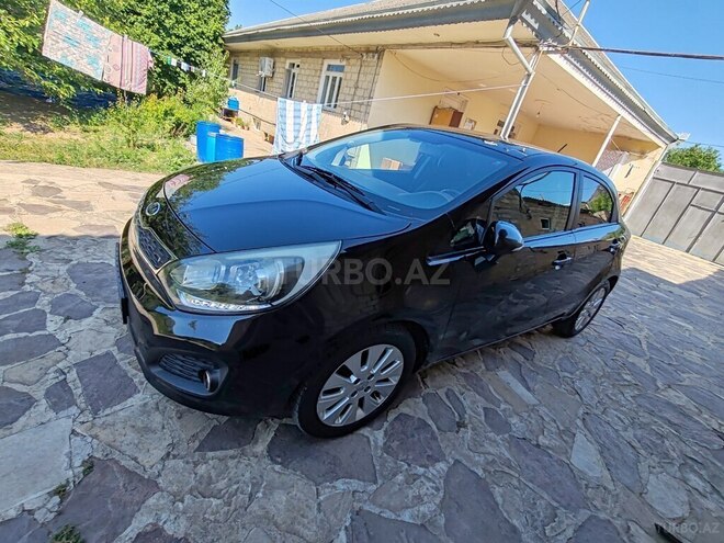 Kia Rio 2012, 160,000 km - 1.1 л - Tovuz