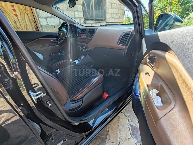 Kia Rio 2012, 160,000 km - 1.1 л - Tovuz