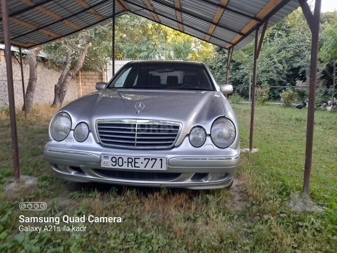 Mercedes E 270 2001, 274,000 km - 2.7 l - Bakı