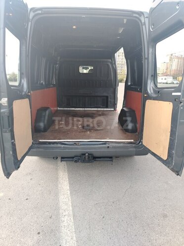 Ford Transit-16