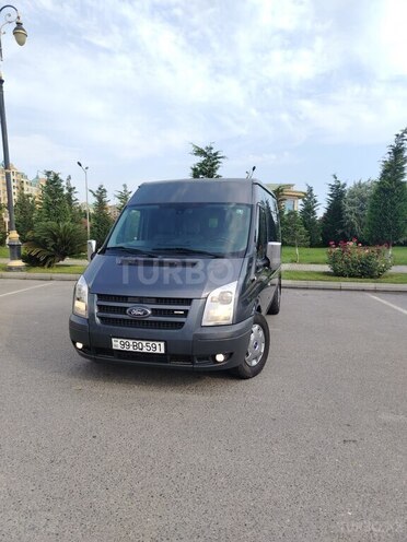 Ford Transit-18
