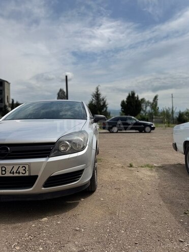 Opel Astra-2