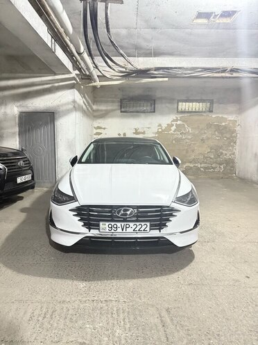 Hyundai Sonata-1