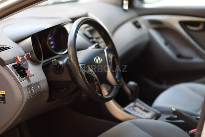 Hyundai Elantra 2013, 184,000 km - 1.8 l - Bakı