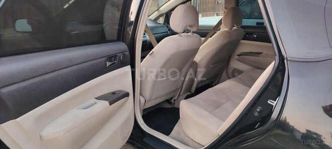 Toyota Prius-12