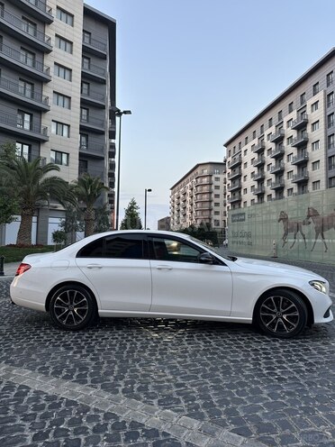 Mercedes E 200 d 2017, 108,000 km - 2.0 l - Bakı