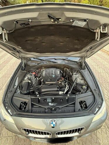 BMW 520-12