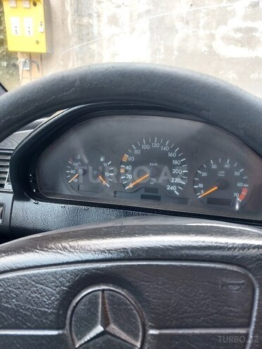 Mercedes C 230 1996, 250,000 km - 2.3 l - Bakı