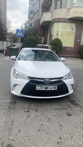 Toyota Camry-1