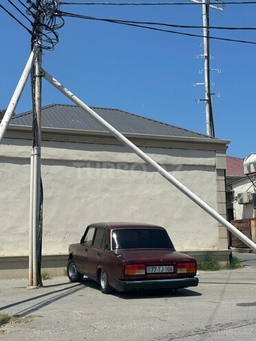 LADA (VAZ) 2107-8