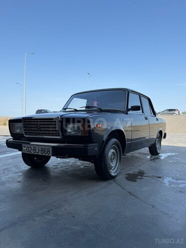 LADA (VAZ) 2107-2