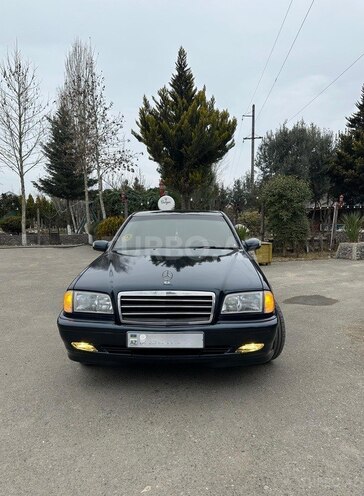 Mercedes C 180-1