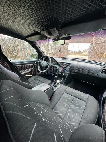 Mercedes C 180-9