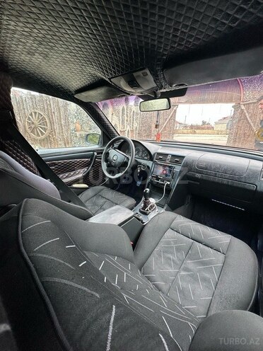 Mercedes C 180-5