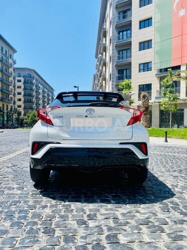 Toyota C-HR 2020, 90,000 km - 2.0 л - Bakı