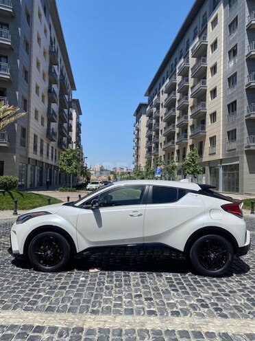 Toyota C-HR 2020, 90,000 km - 2.0 л - Bakı
