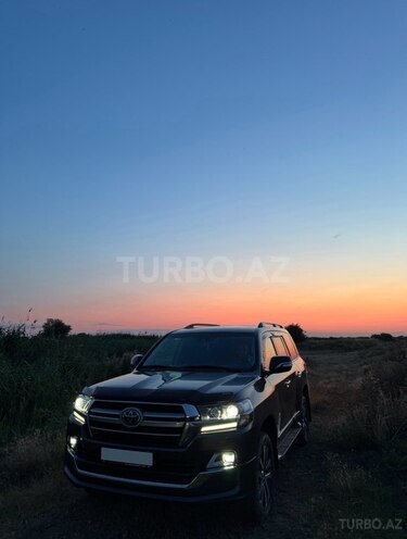 Toyota Land Cruiser-1