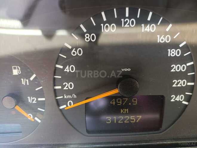 Mercedes E 240 2000, 312,000 km - 2.4 l - Bakı