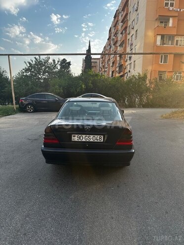 Mercedes C 180-4