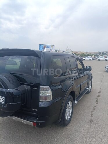 Mitsubishi Pajero 2008, 277,000 km - 3.0 л - Bakı