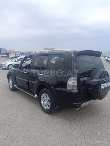 Mitsubishi Pajero 2008, 277,000 km - 3.0 л - Bakı