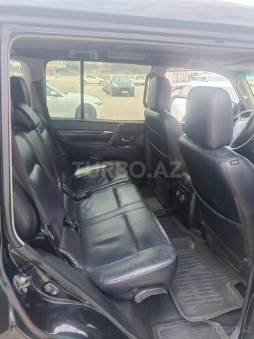 Mitsubishi Pajero 2008, 277,000 km - 3.0 л - Bakı