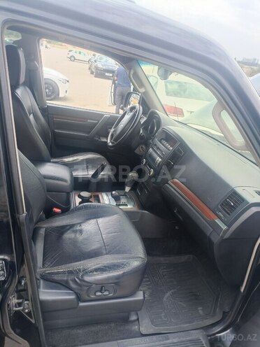 Mitsubishi Pajero 2008, 277,000 km - 3.0 л - Bakı