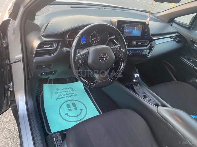 Toyota C-HR 2020, 90,000 km - 2.0 л - Bakı